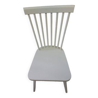 Chaise blanche Vintage