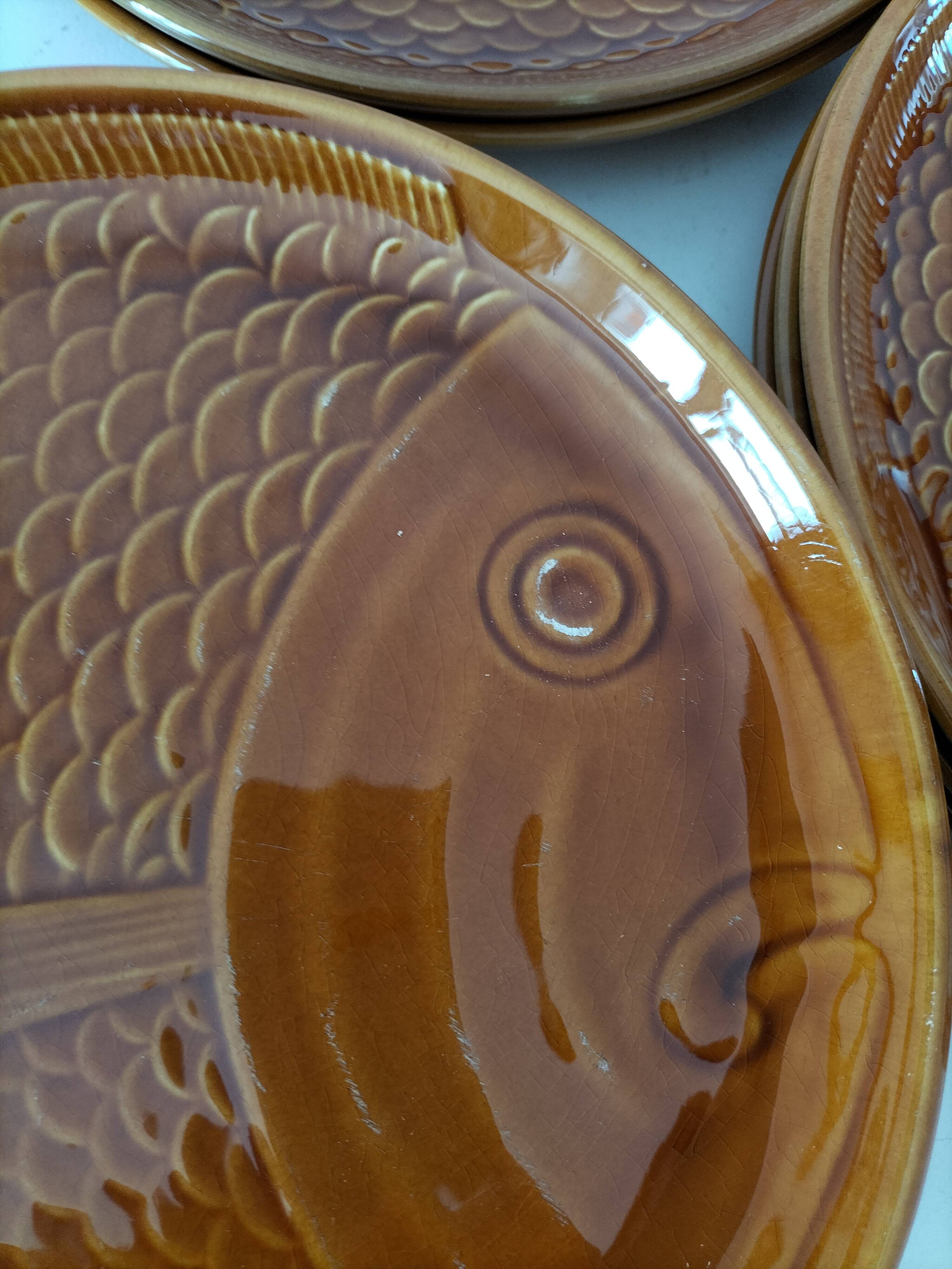 Sela Fish Barbotine Plate Set (Portugal)