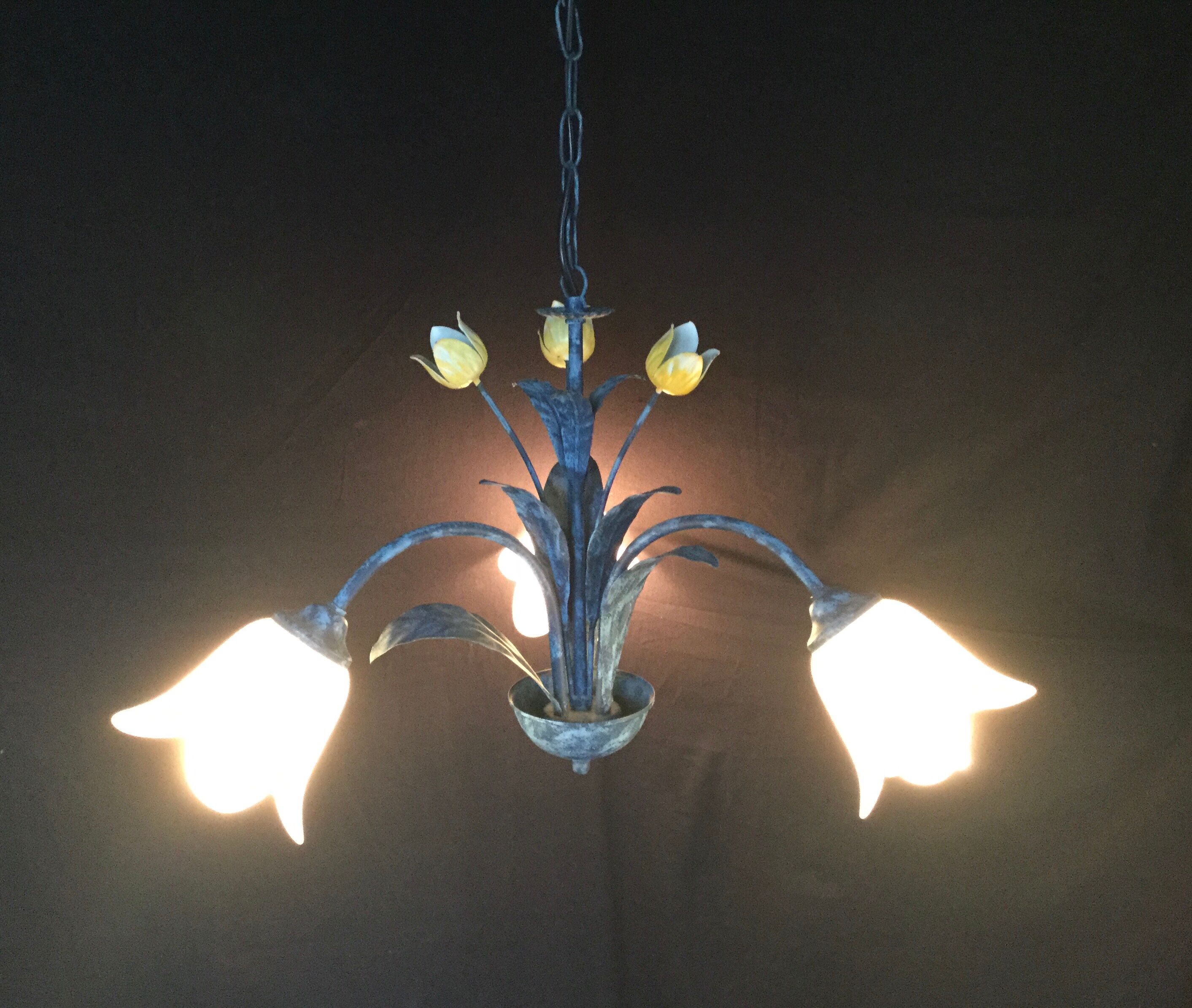 Lustre 3 blue flower lights