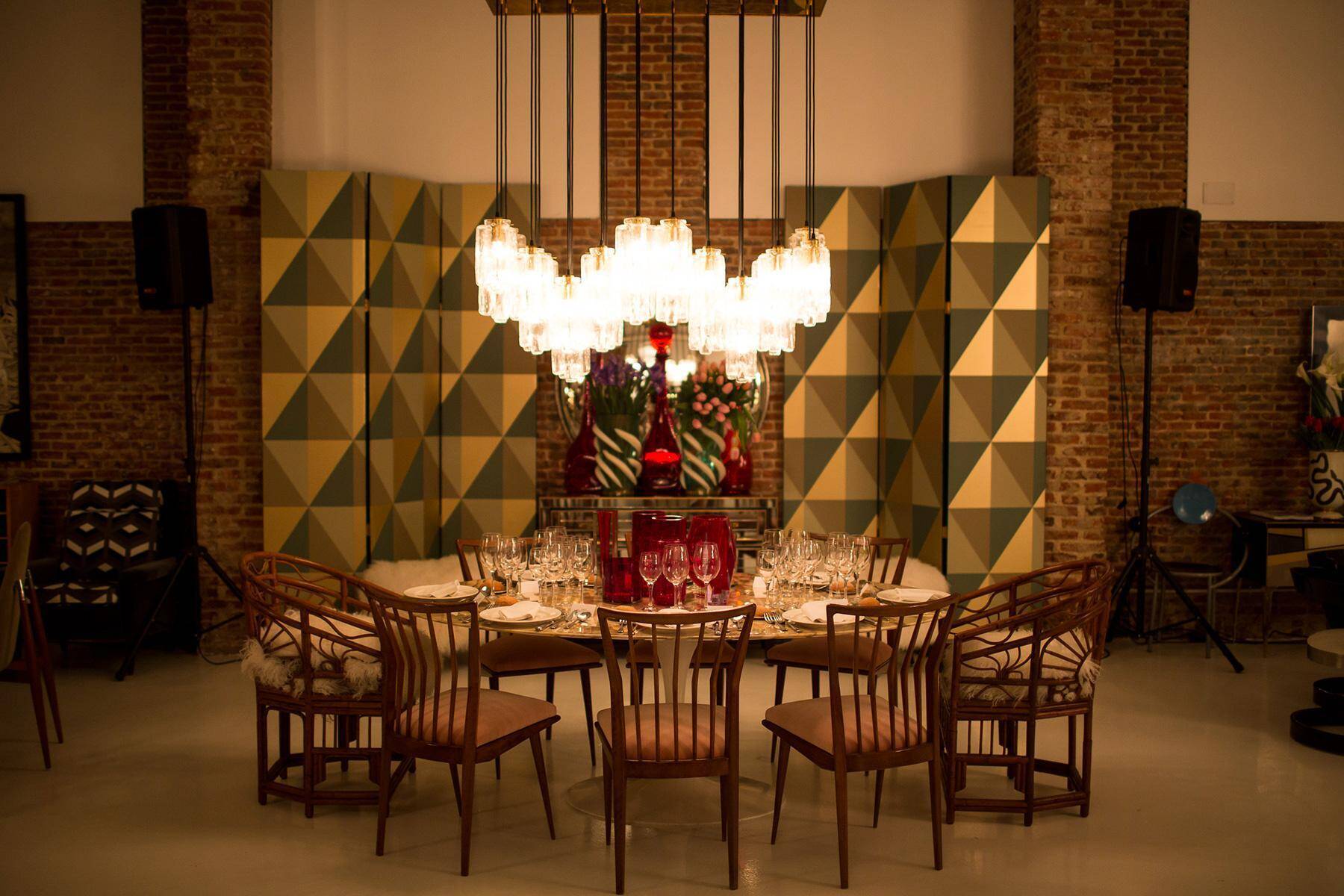 Contemporary Modern Italian Murano Glass and Brass Suspension Lamp