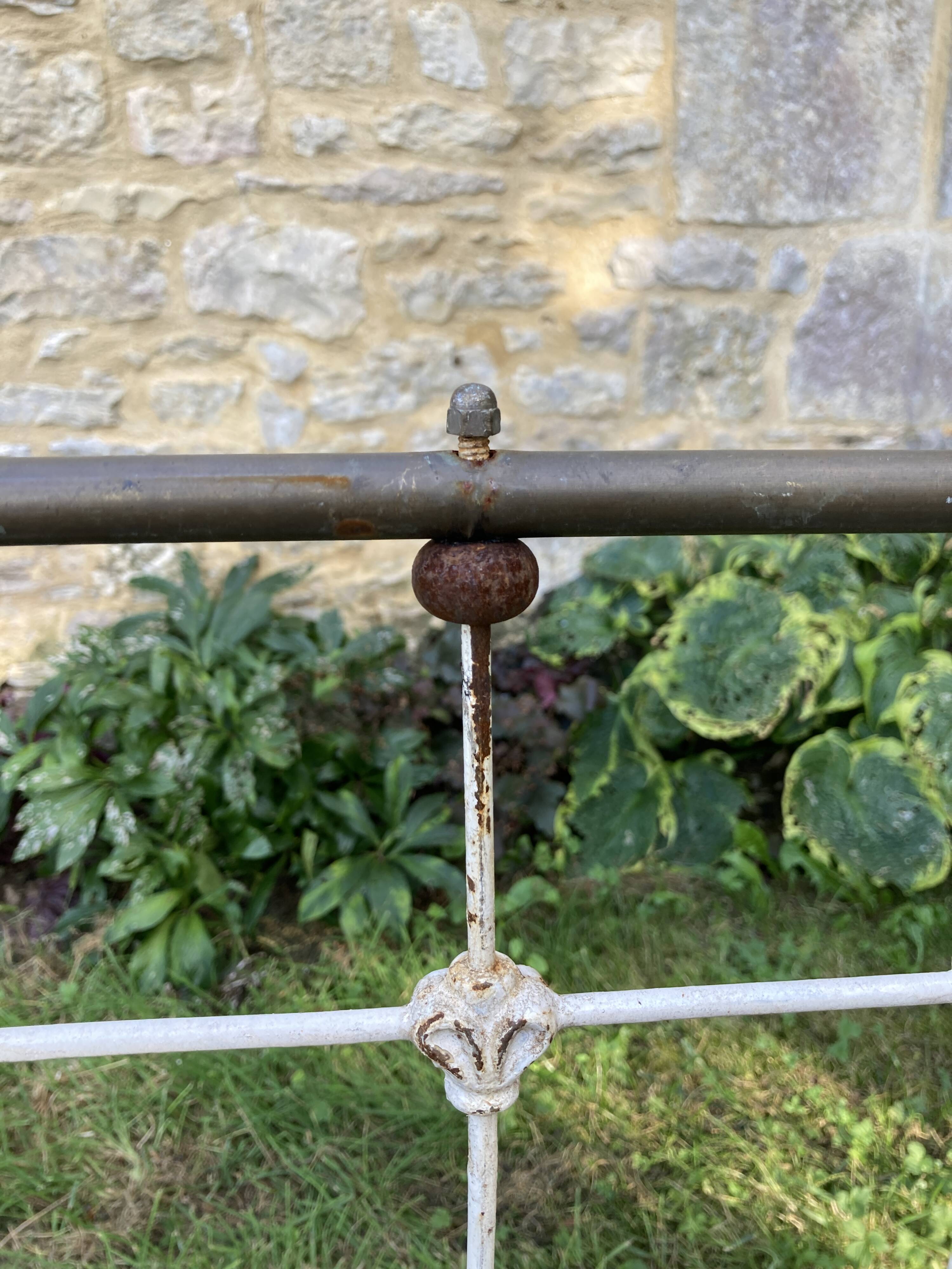 Iron bed for children