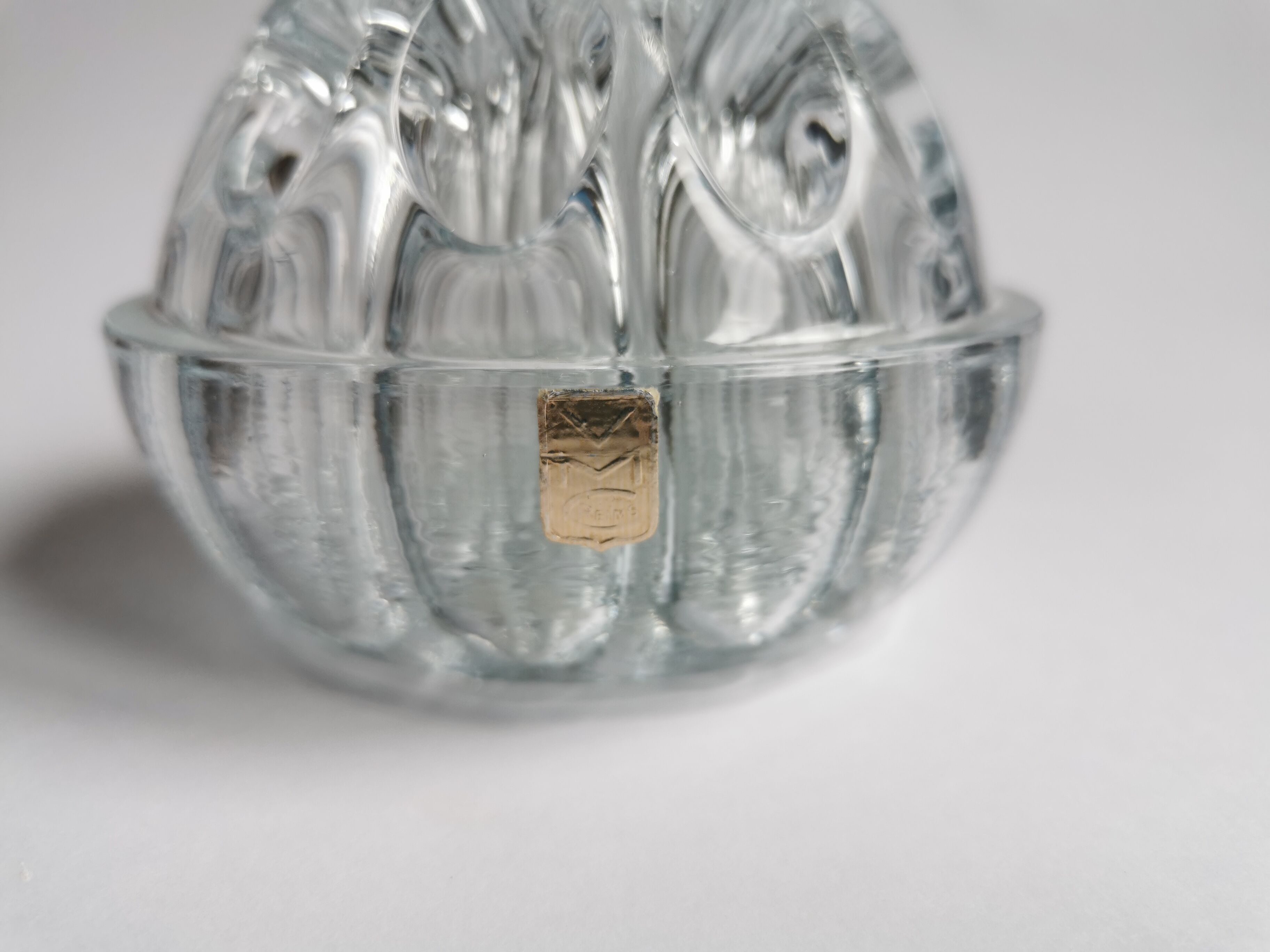 Vase pique fleurs vintage