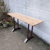 Bistro table