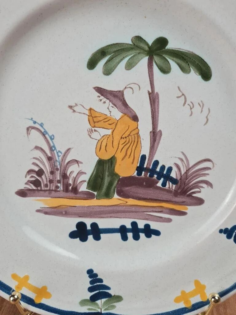 Plate Faïencerie de Pornic