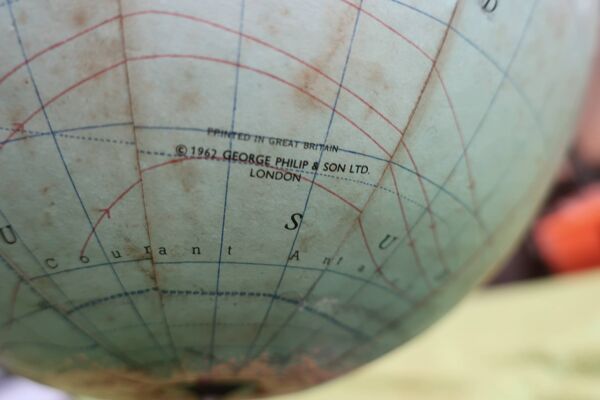 Globe terrestre taride 1962 socle alu