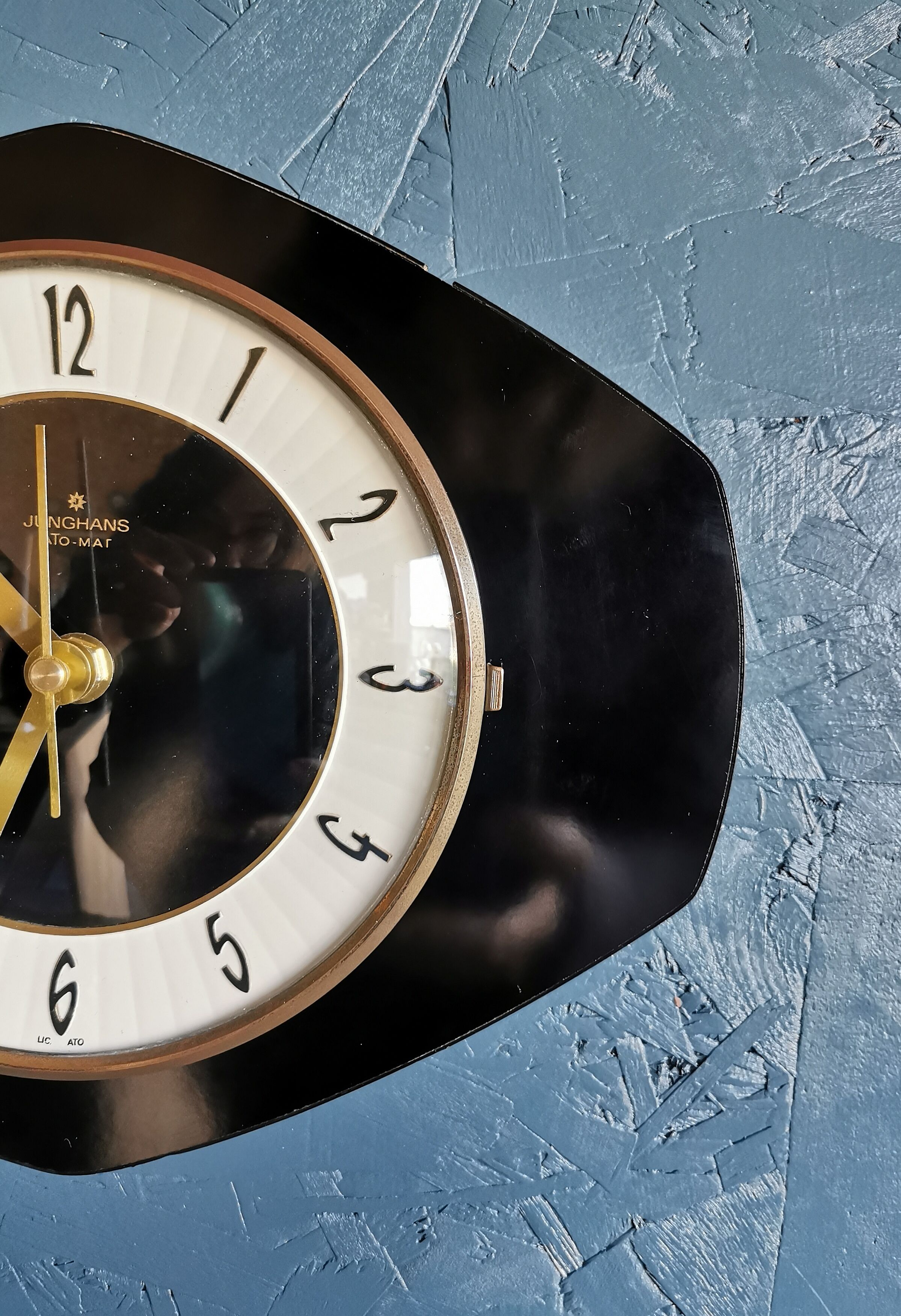 Vintage formica clock silent wall clock "Junghans golden black"