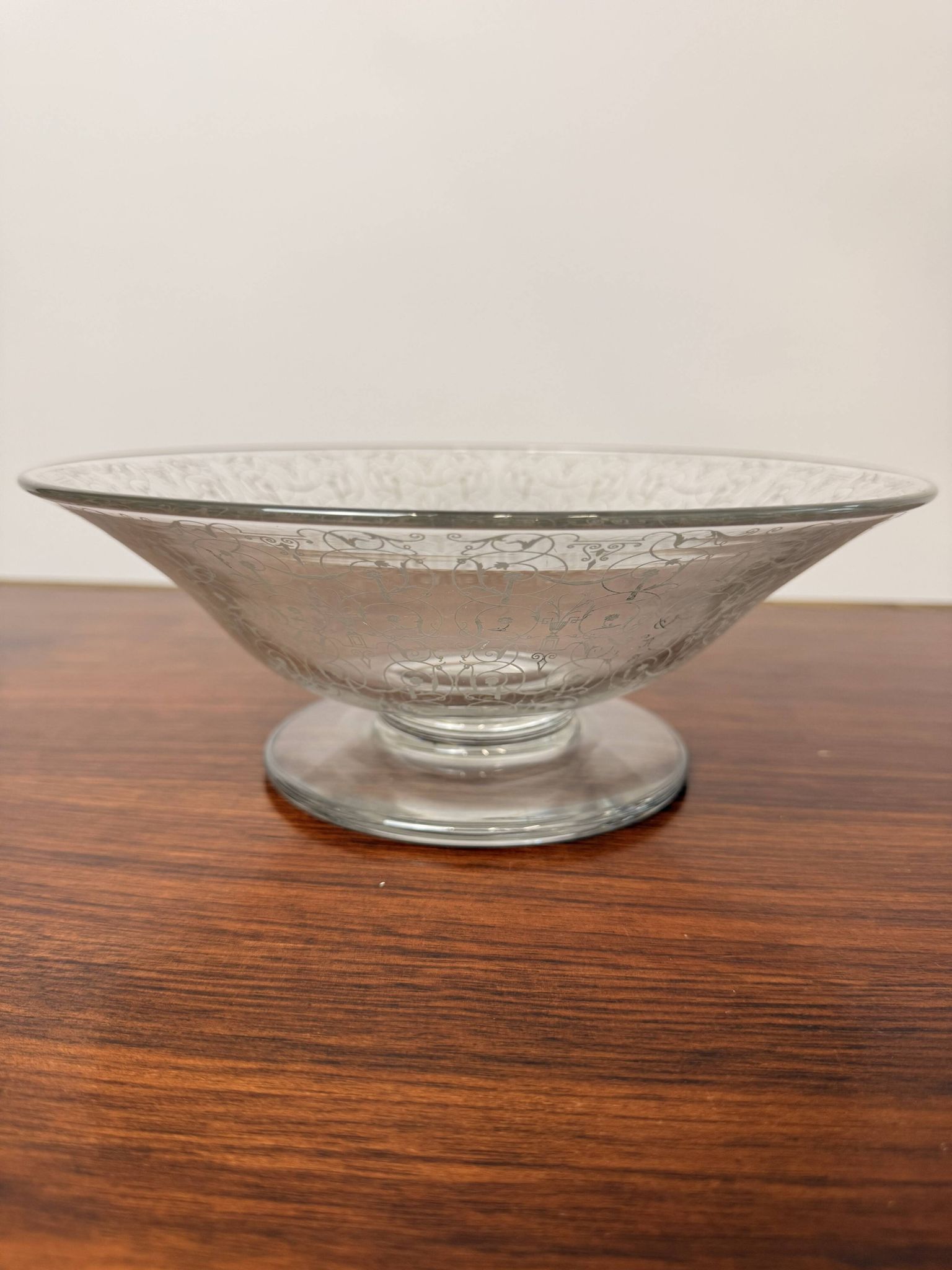 Coupe sur pied Baccarat modèle Michel-Ange – Cristal gravé ancien