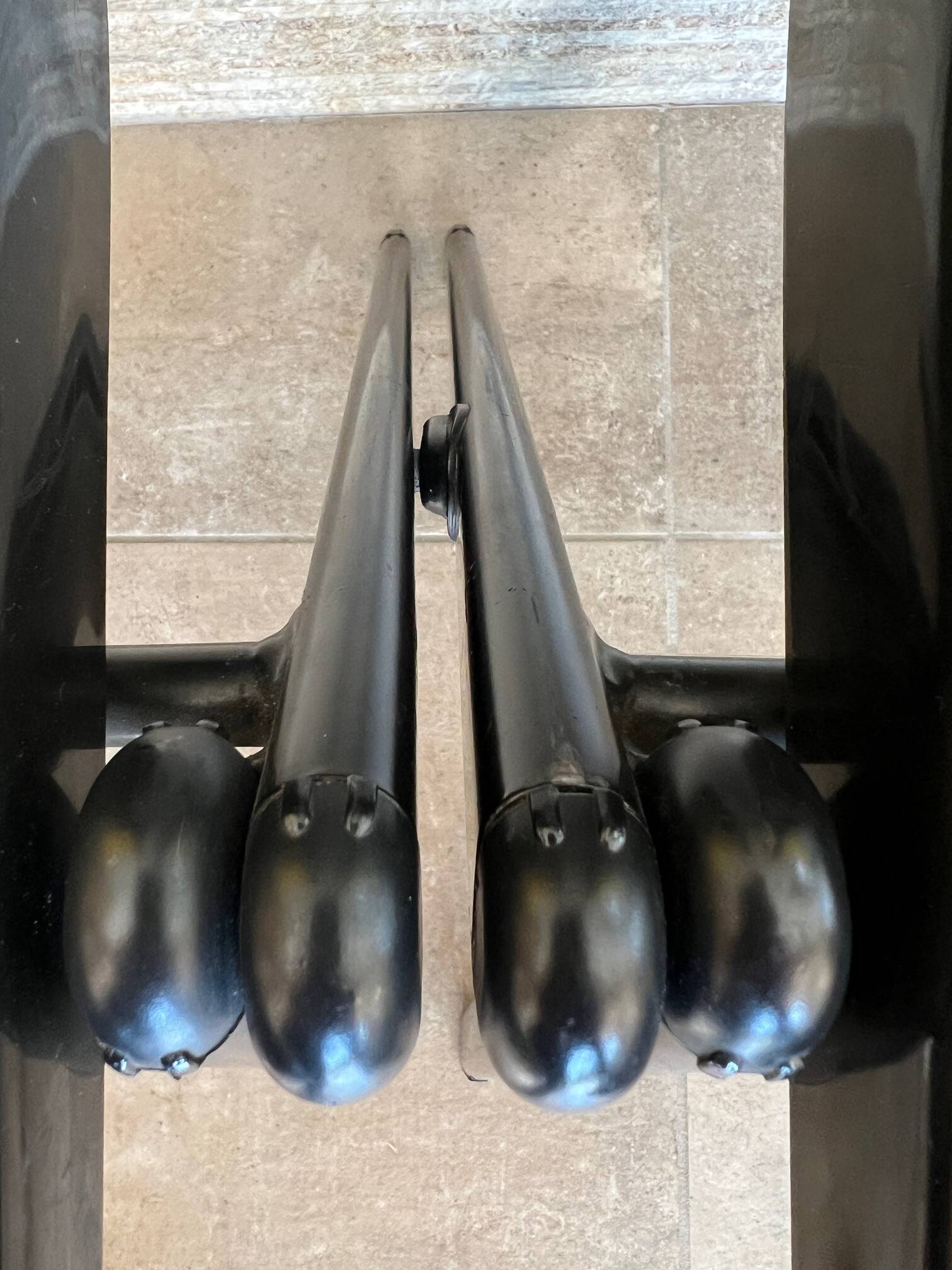 6 back chairs Emilio Ambasz & Giancarlo Peretti, yellow armchair