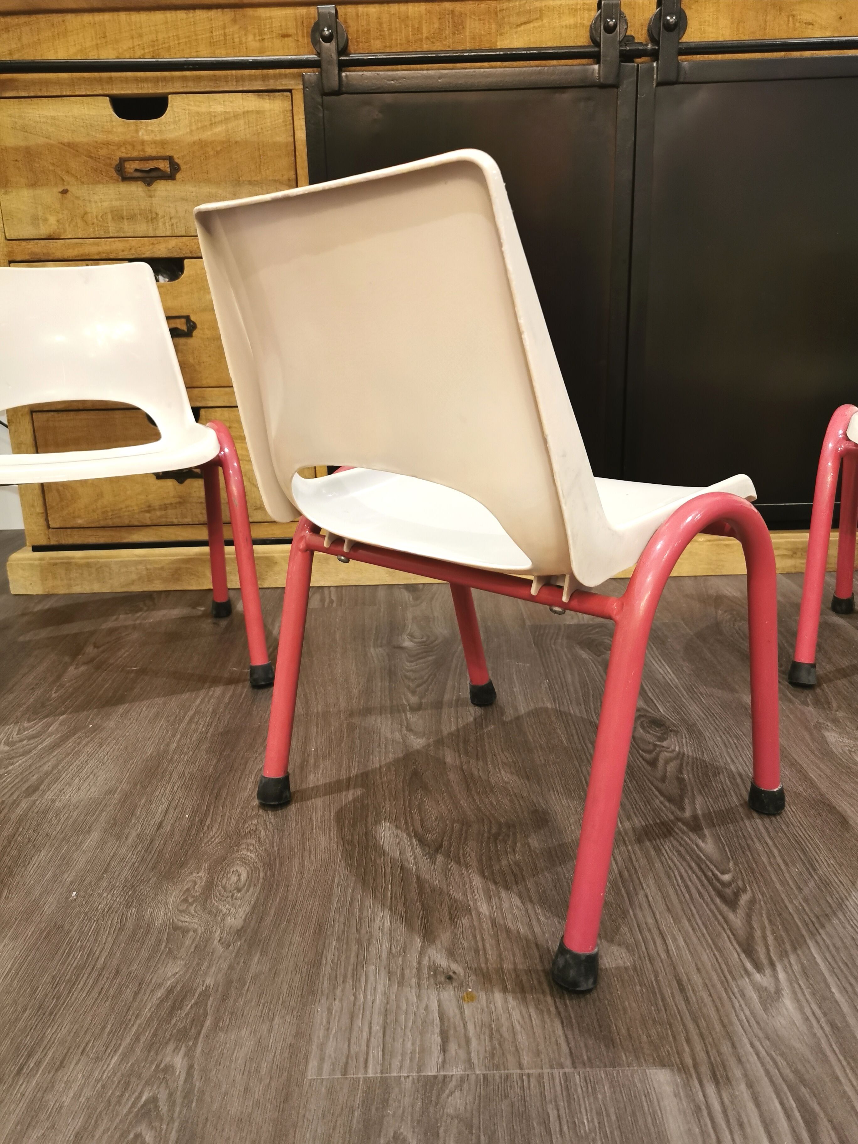 RB kindergarten chair