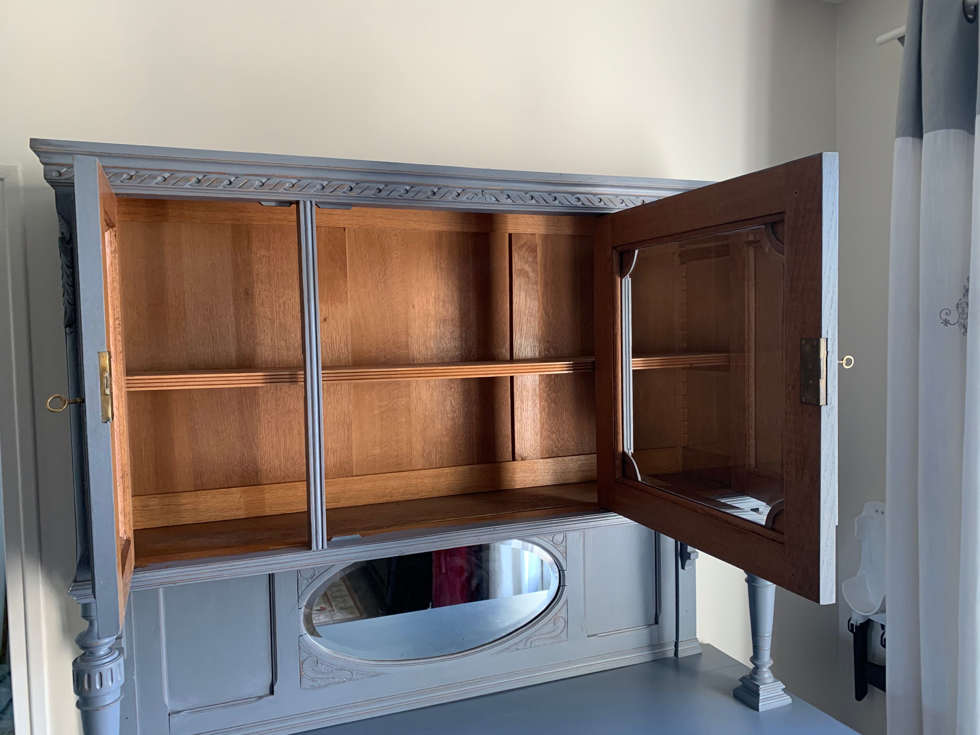 Buffet Louis XVI revamped