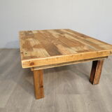 Rustic coffee table in palette