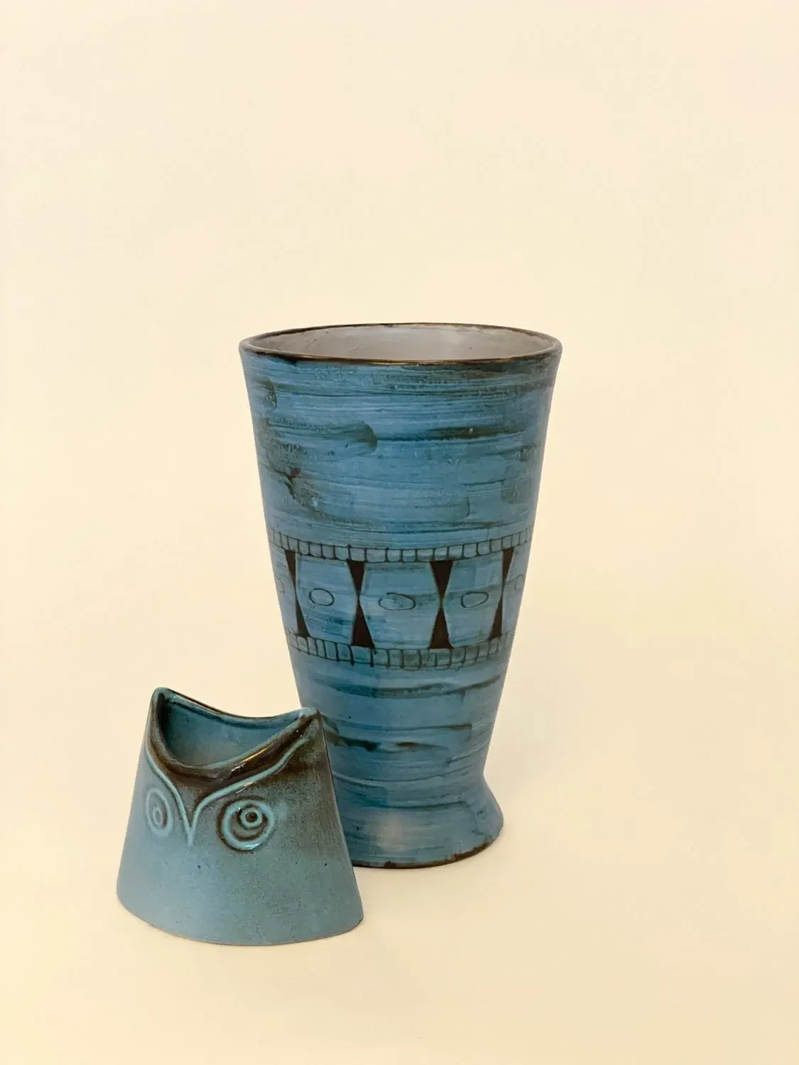 Ceramic vase by Alain Maunier