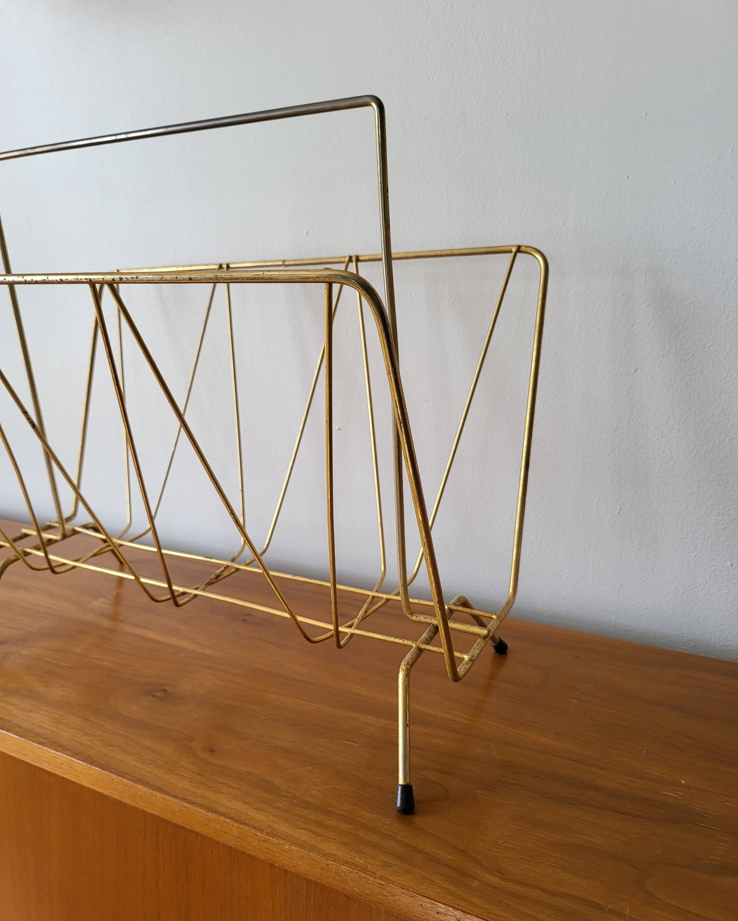 Vintage gold metal magazine rack 1950s-70s newspaper holder
