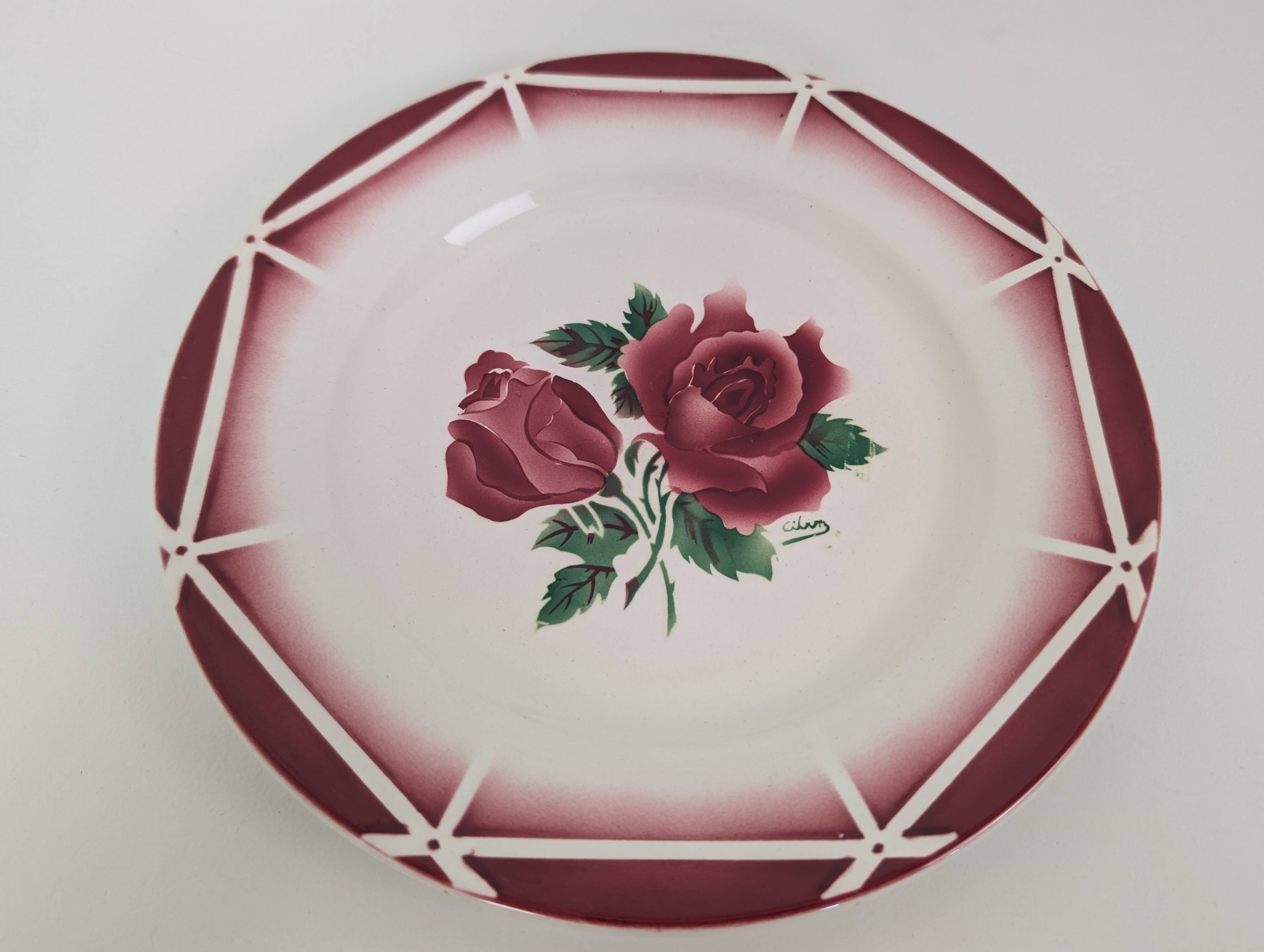 5 Digoin Sarreguemines dinner plates