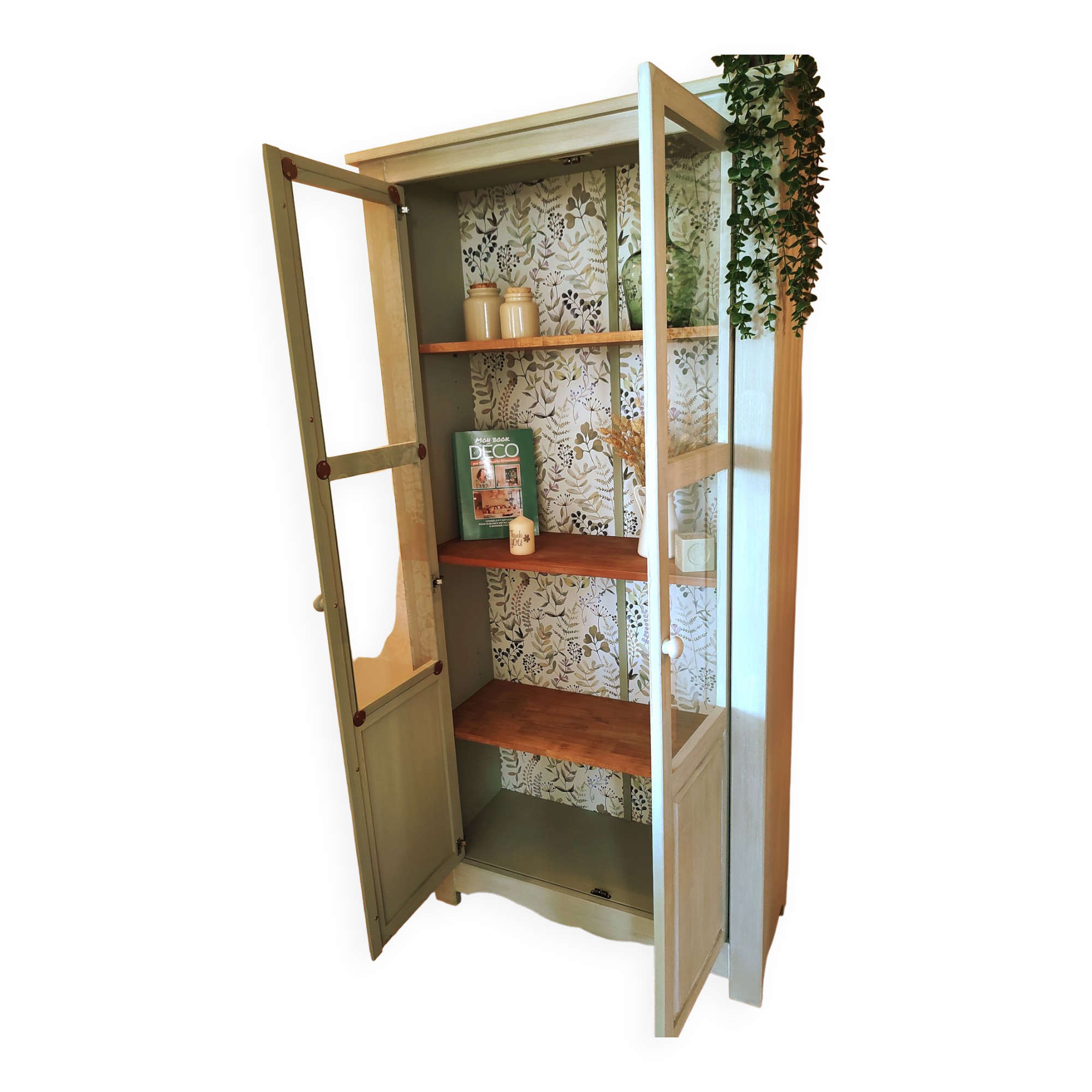 Vitrine relookée style campagne | Selency