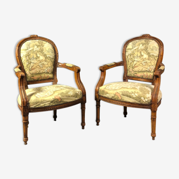 Paire de fauteuils de style Louis XVI