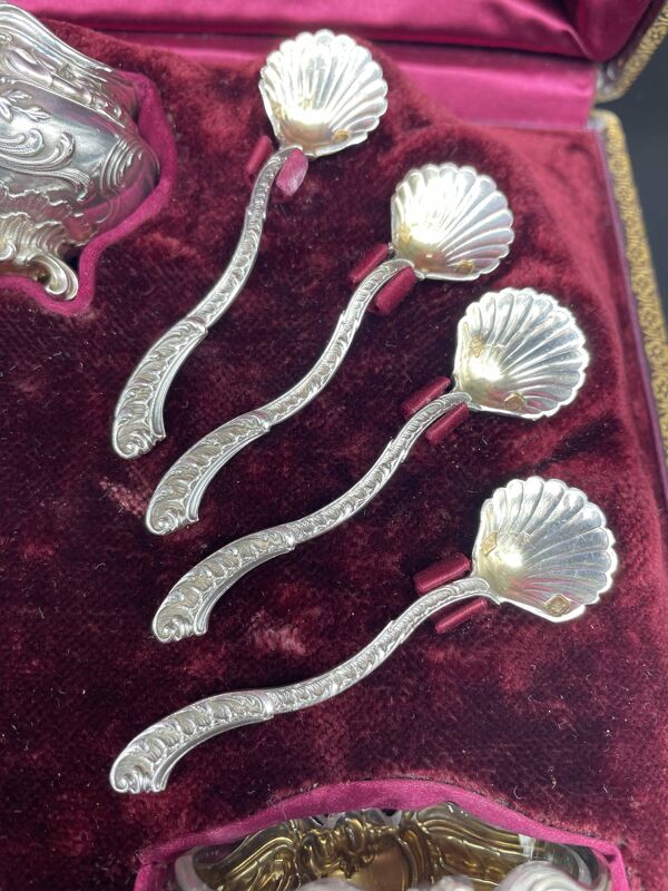 4 salerons, argent, Ravinet D'enfert, 4 pelles, intérieur verre blanc, écrin, intérieur pourpre, XIX