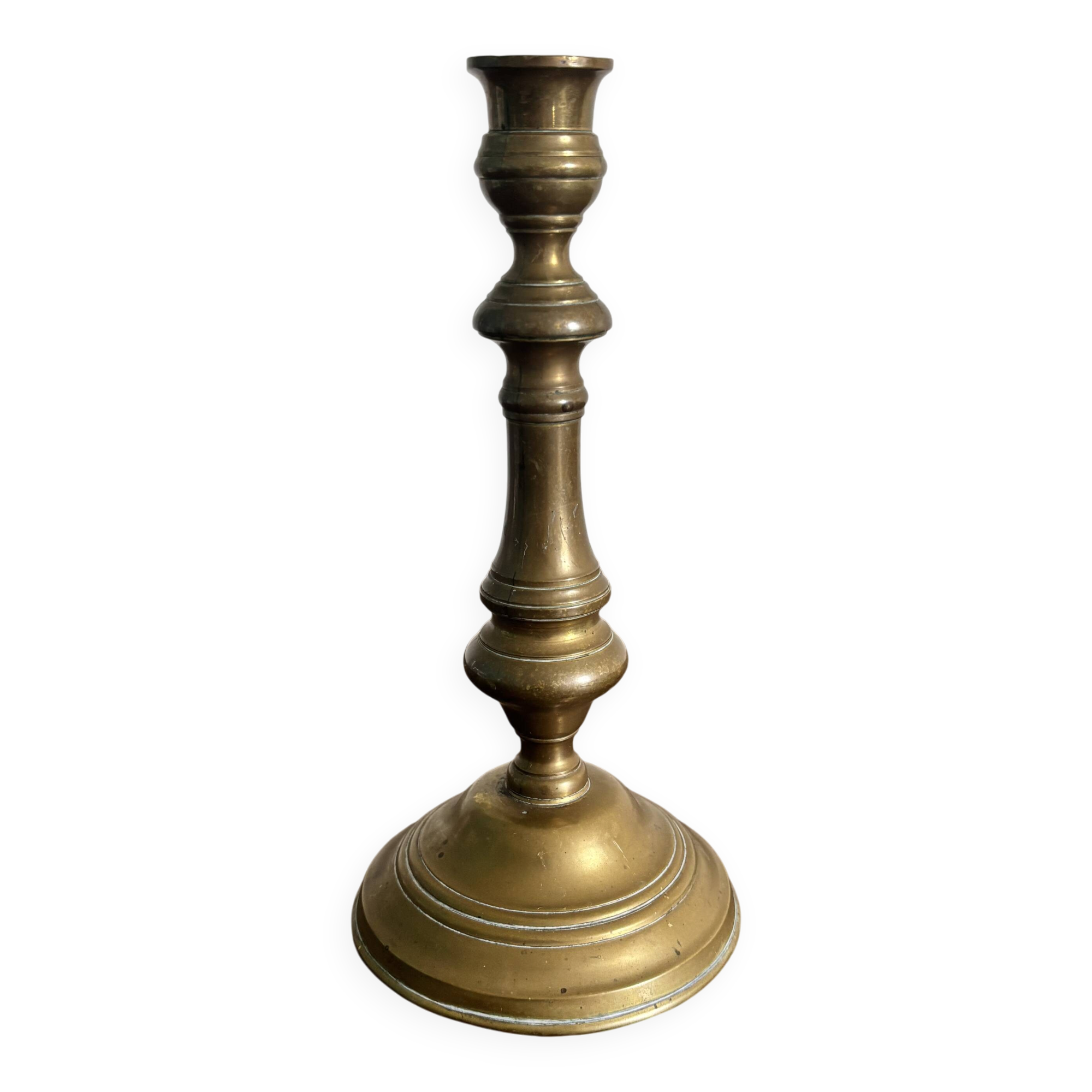 Grand flambeau / bougeoir ancien en laiton – Style Louis XIV