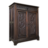 Neo-Gothic Buffet