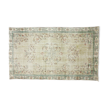 Anatolian handmade vintage rug 272 cm x 162 cm