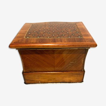 Pyrogenic box in rosewood Napoleon III XIXth century