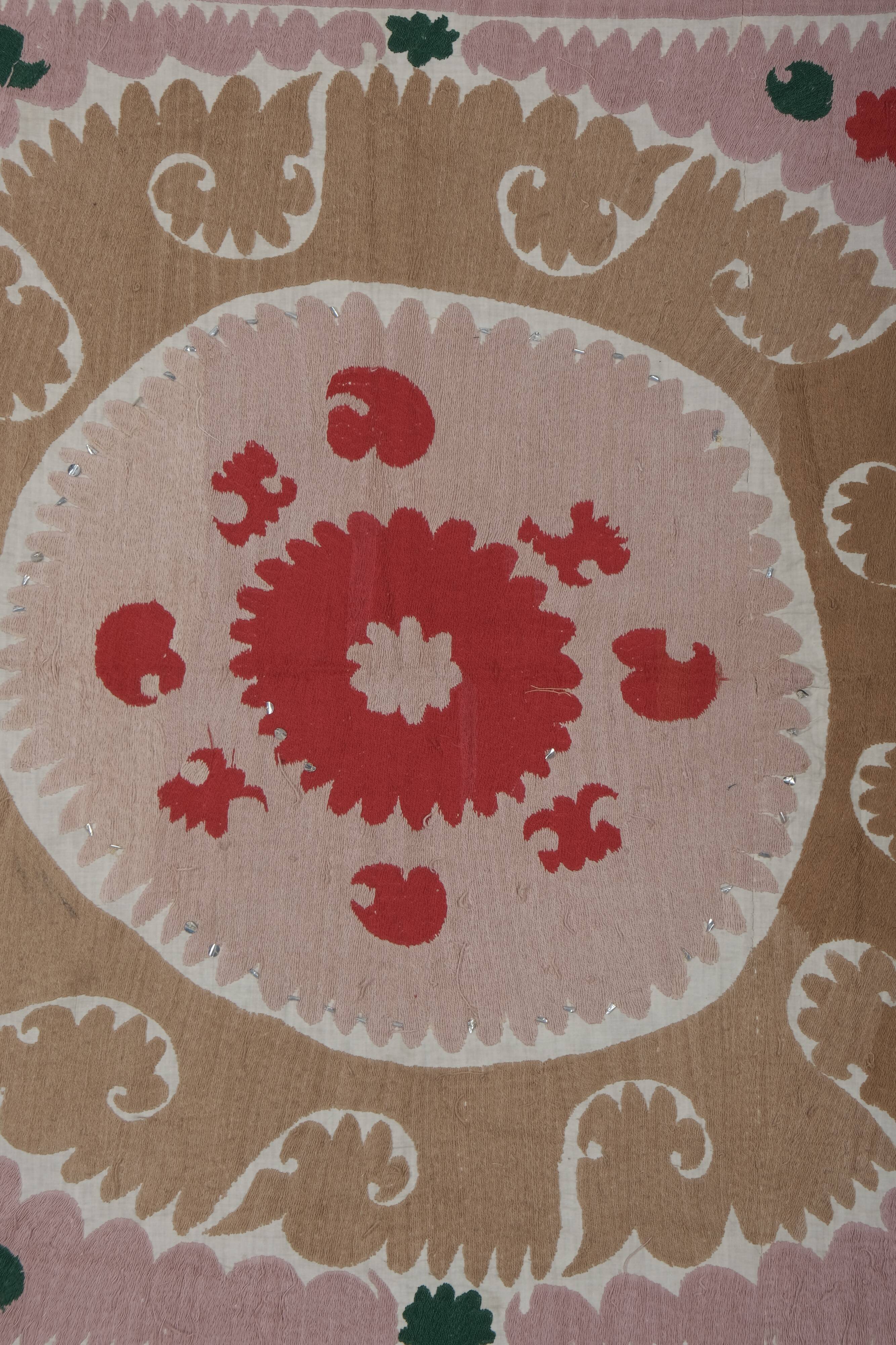 Suzani tapestry 140x150 cm