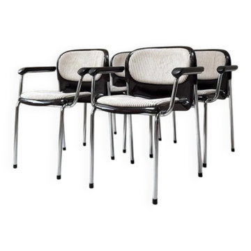 Quatre chaises seau vintage SMK400K de Drabert conçues par Gerd Lange.