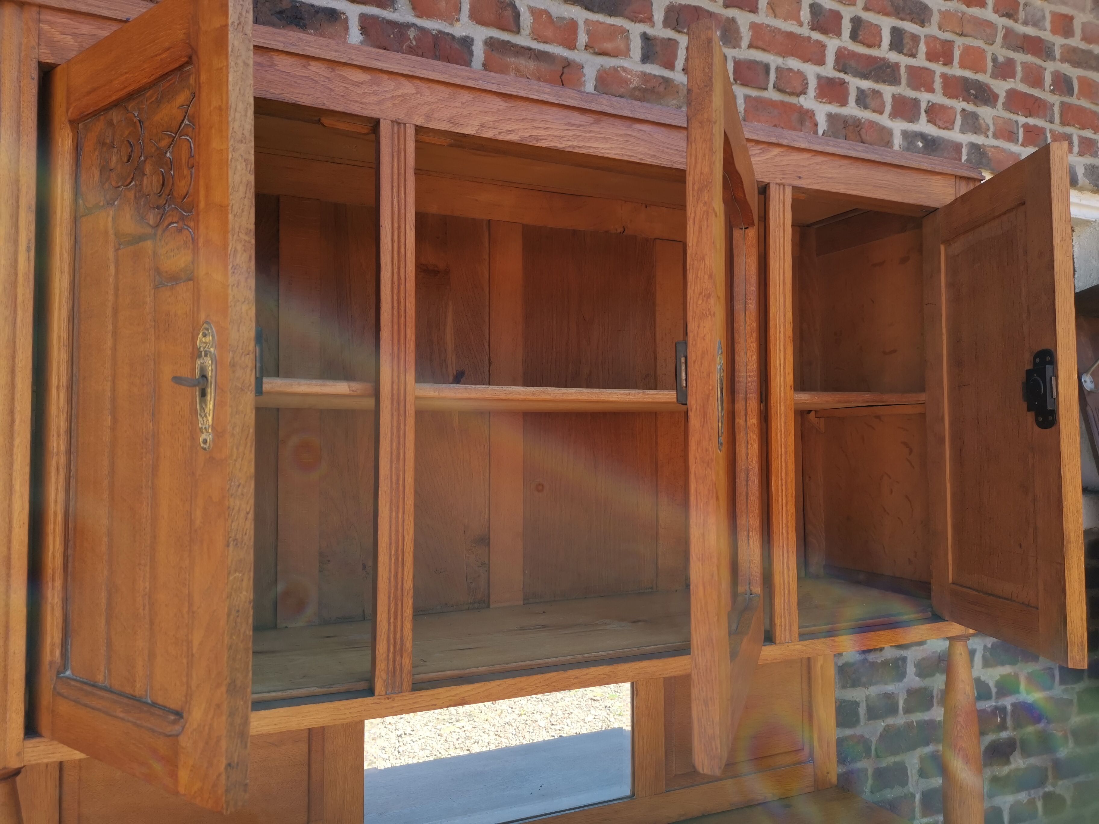 Buffet 2 body floral pattern 1929