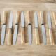 Set de 12 couteaux avec manches effet corne dans leur coffret