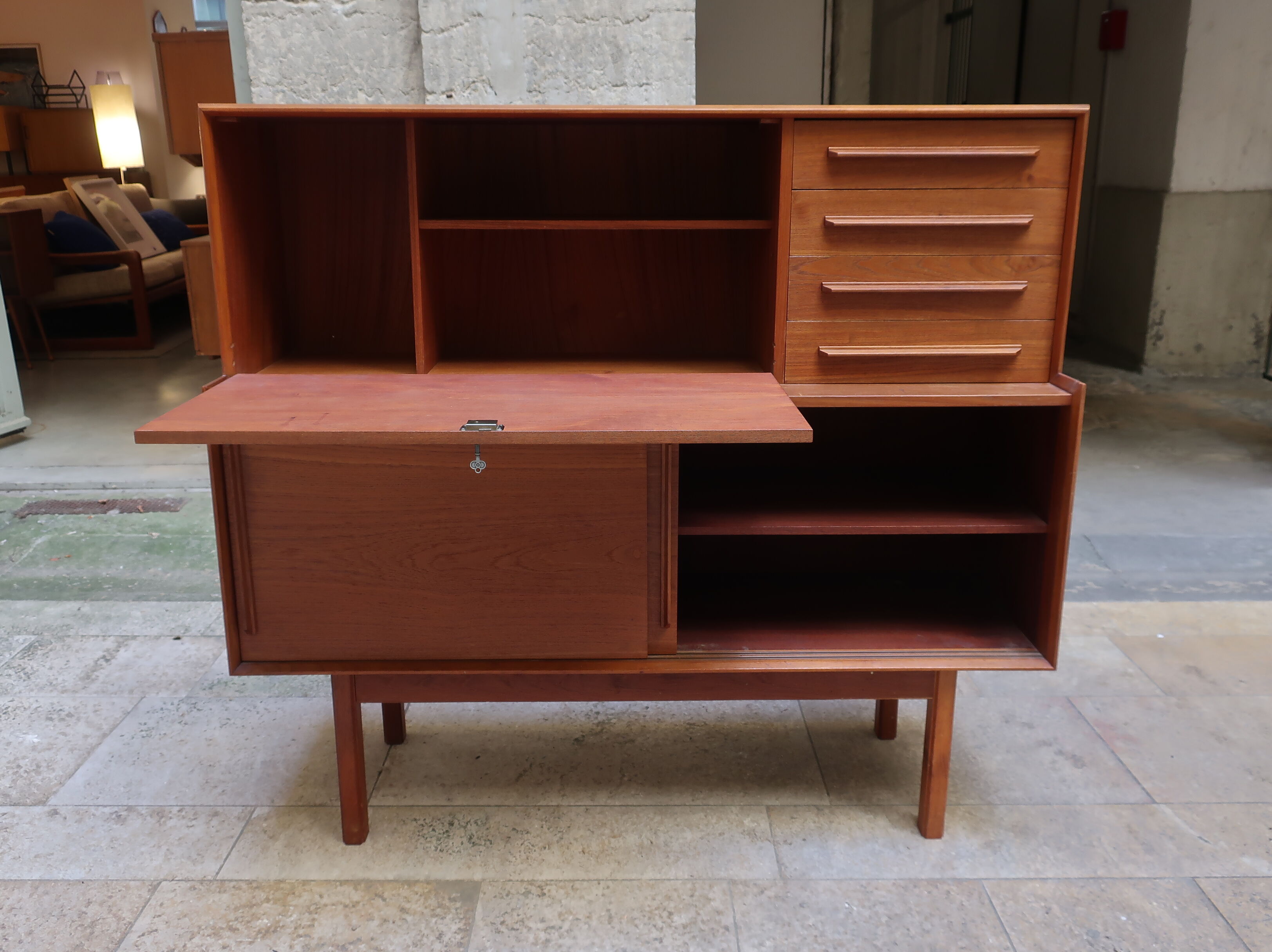 High sideboard of the 60s in teak