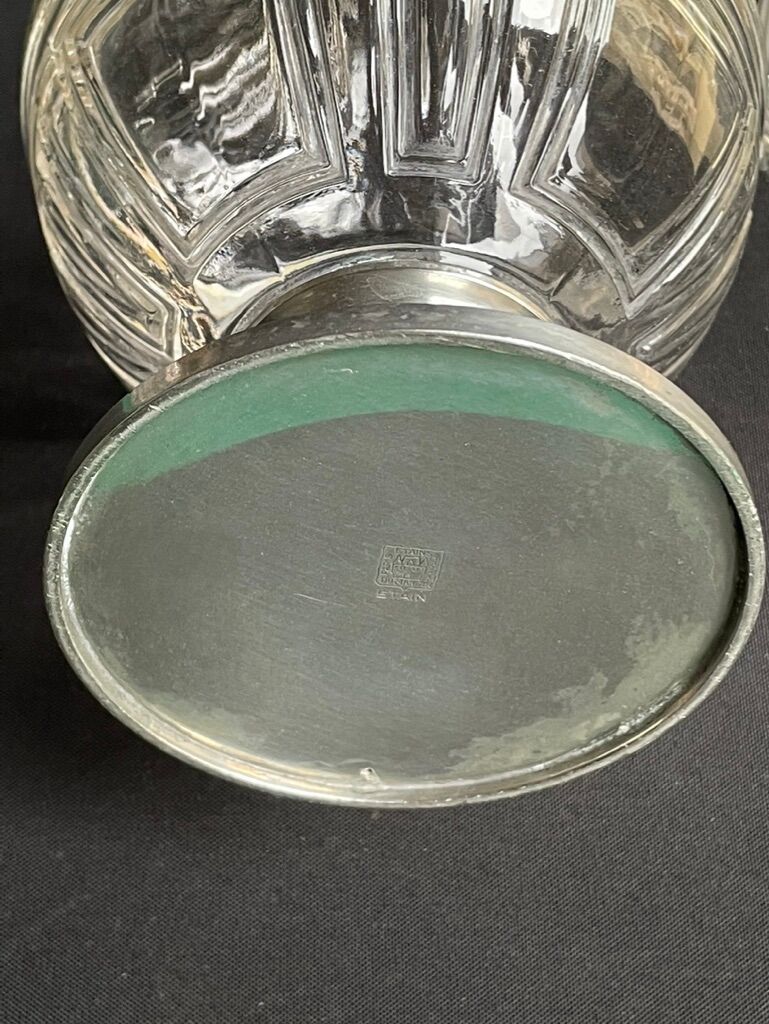 Ewn - Tin of the Manoir Paris France