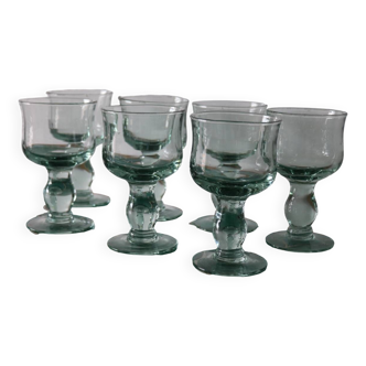 7 grands verres à vin soufflés vert d'eau