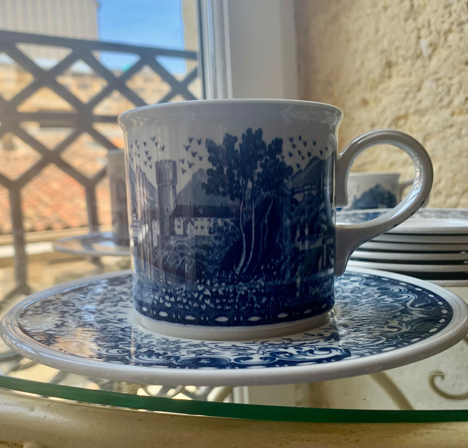 Villeroy & Boch "blue castle" breakfast service