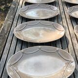 8 plates