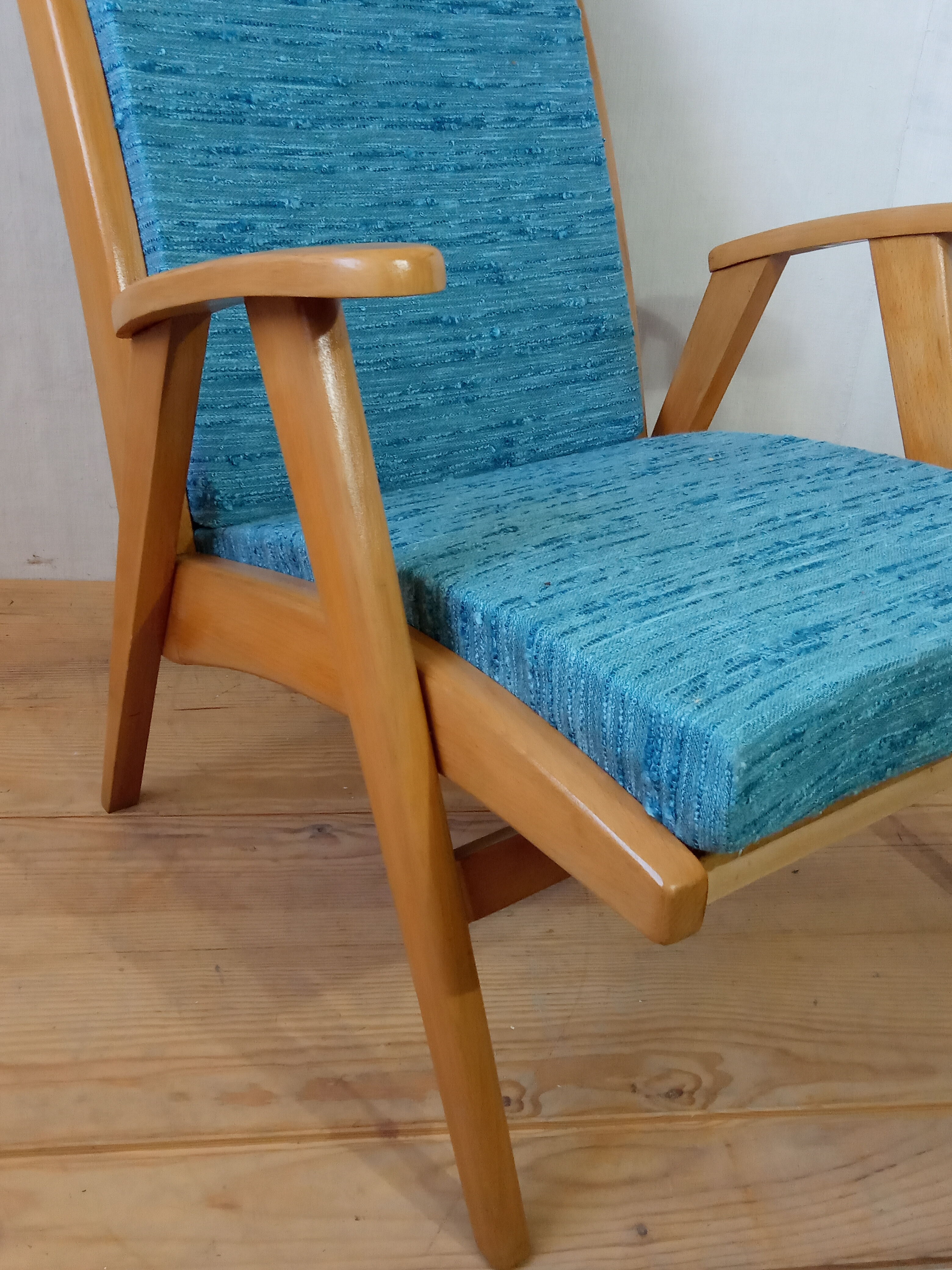 Fauteuil années 50 restauré