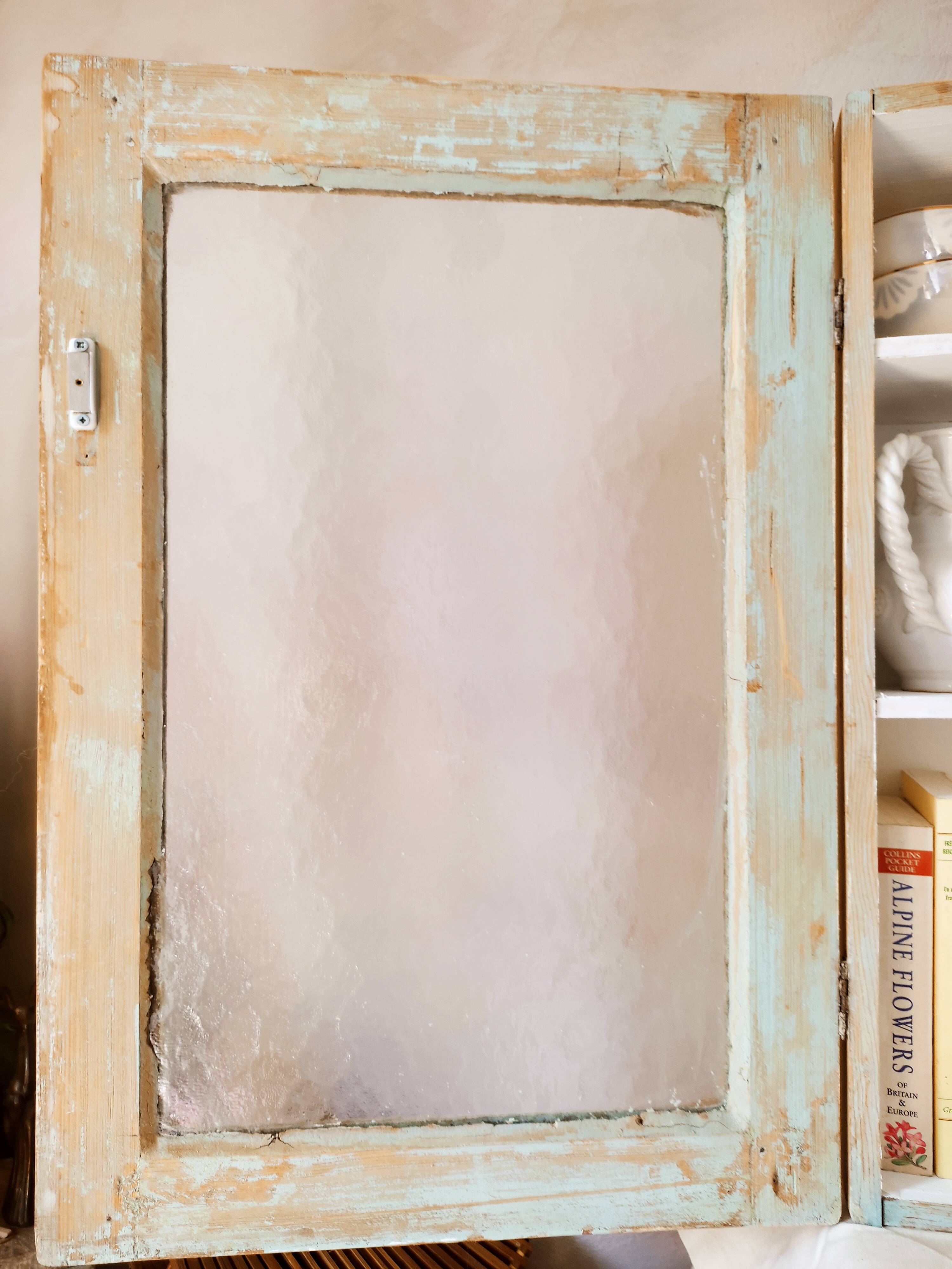 Parisian medicine cabinet