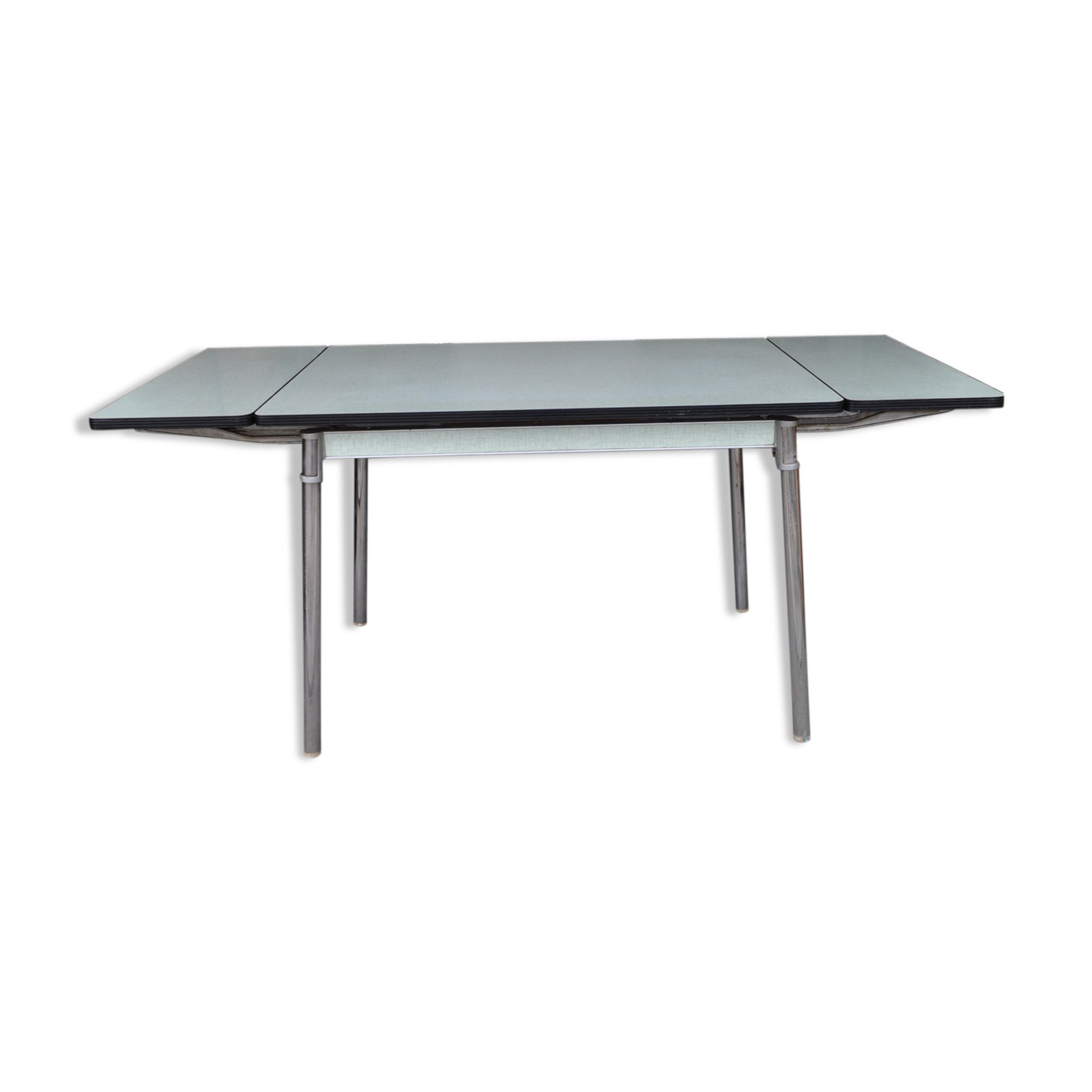 Table in water green formica