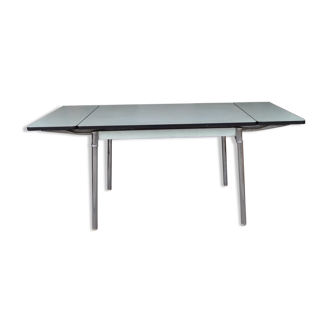 Table in water green formica