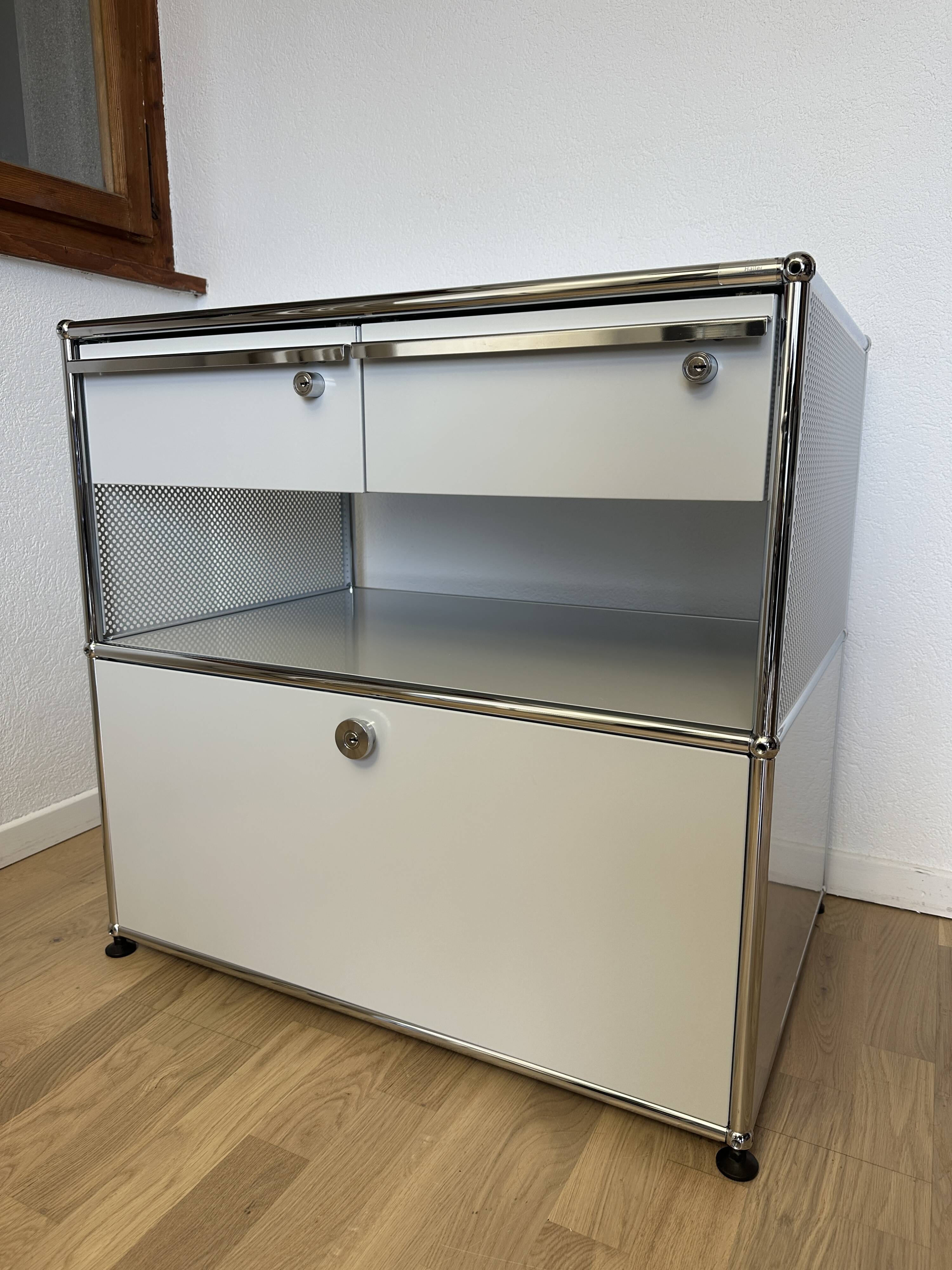 USM Haller chest of drawers in light grey