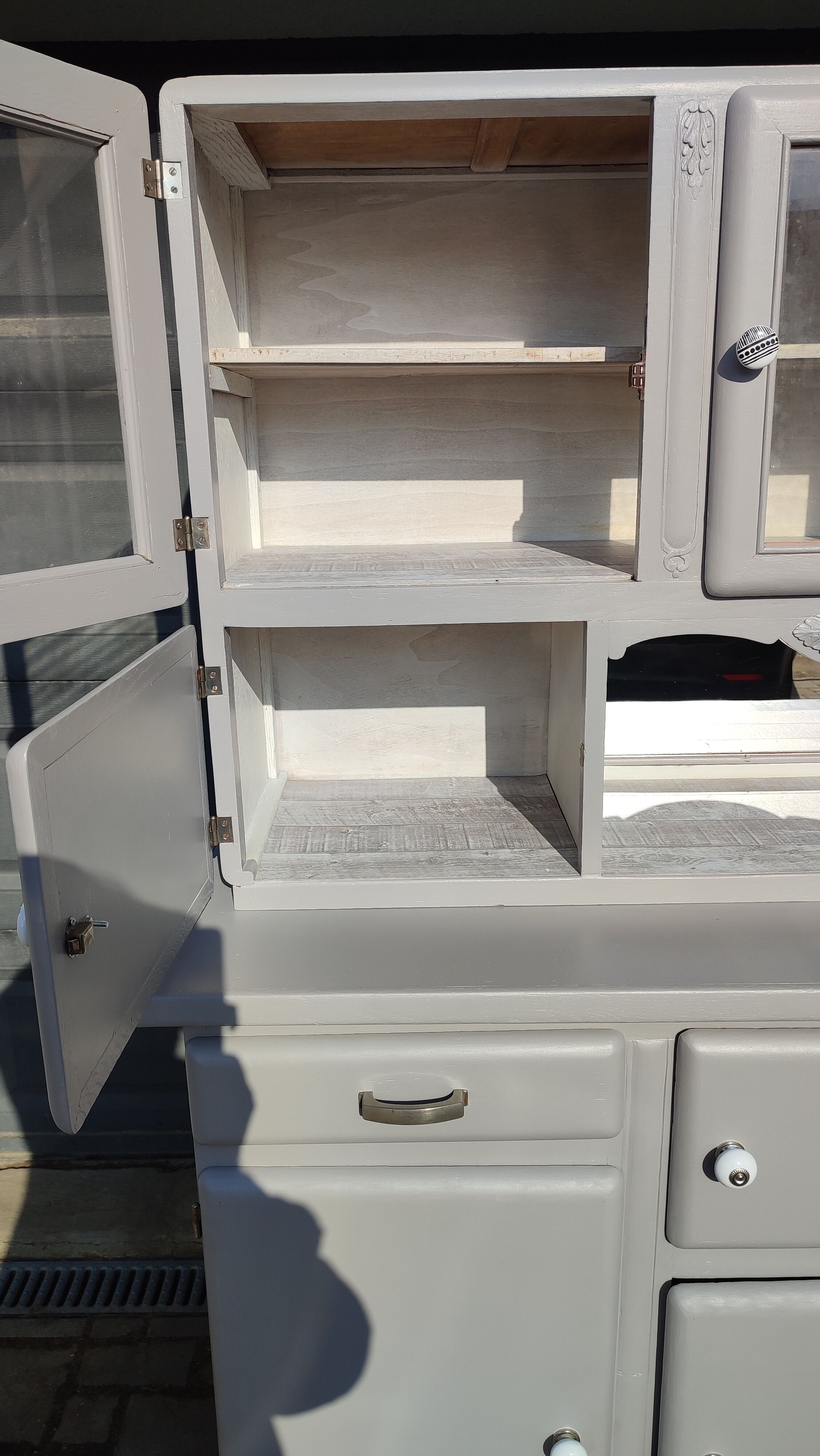 Vintage buffet year 50