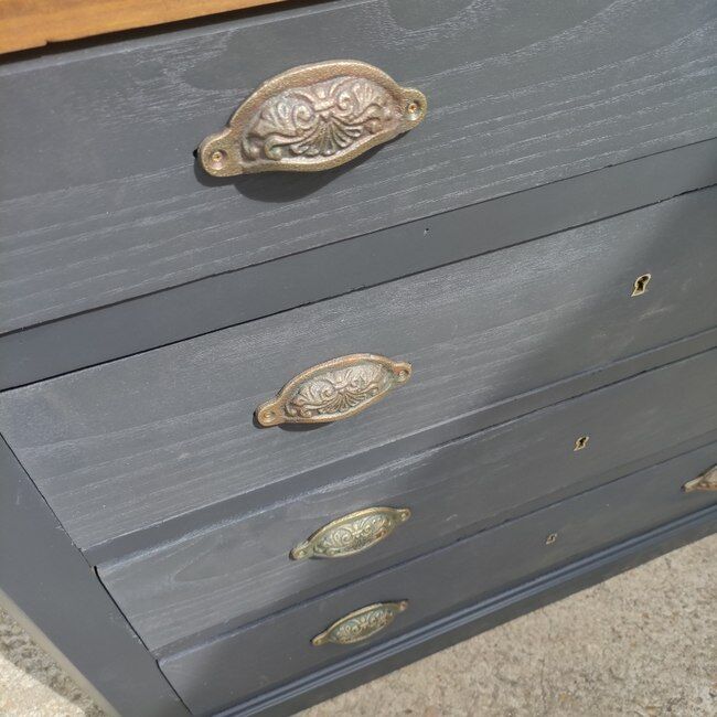 Commode ancienne