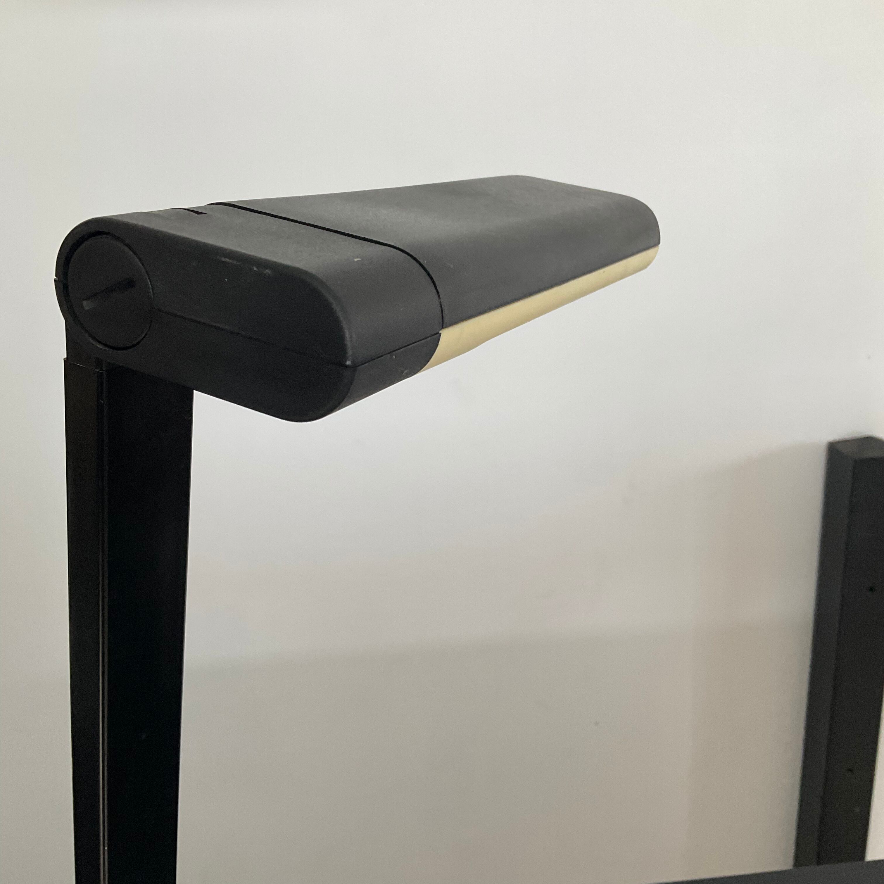 Massive vintage articulated lamp from the 70s-80s