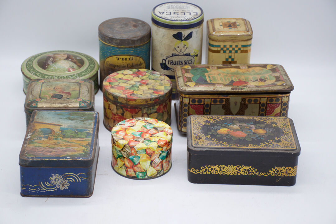 Set of eighty-two metal food boxes 1940'