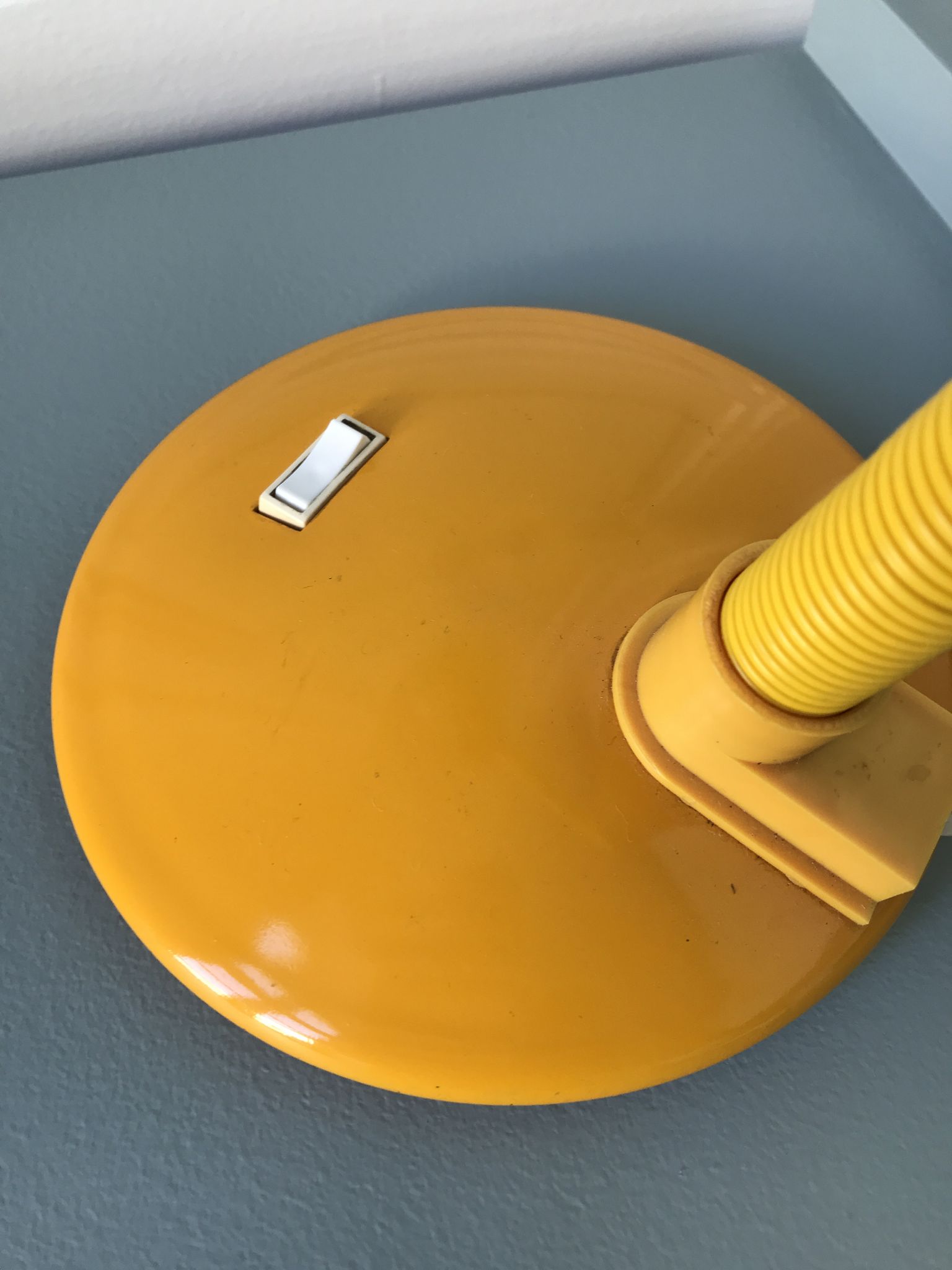 Lampe articulée Aluminor jaune