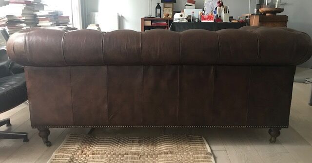 Canape chesterfield brown leather 2 places