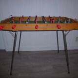 Pretty baby-foot child brand samub vintage year 60 in very good condition seen in years. bars slide very well.  all the colors are original.  with the goals 1.05 width 54cm top length 78cm