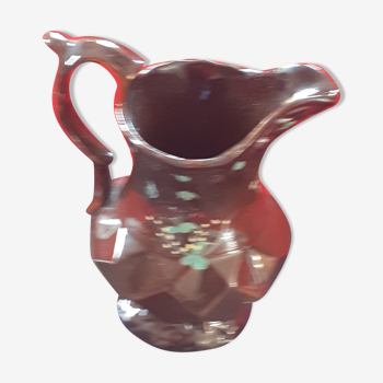 Old Jersey pitcher, hand décor