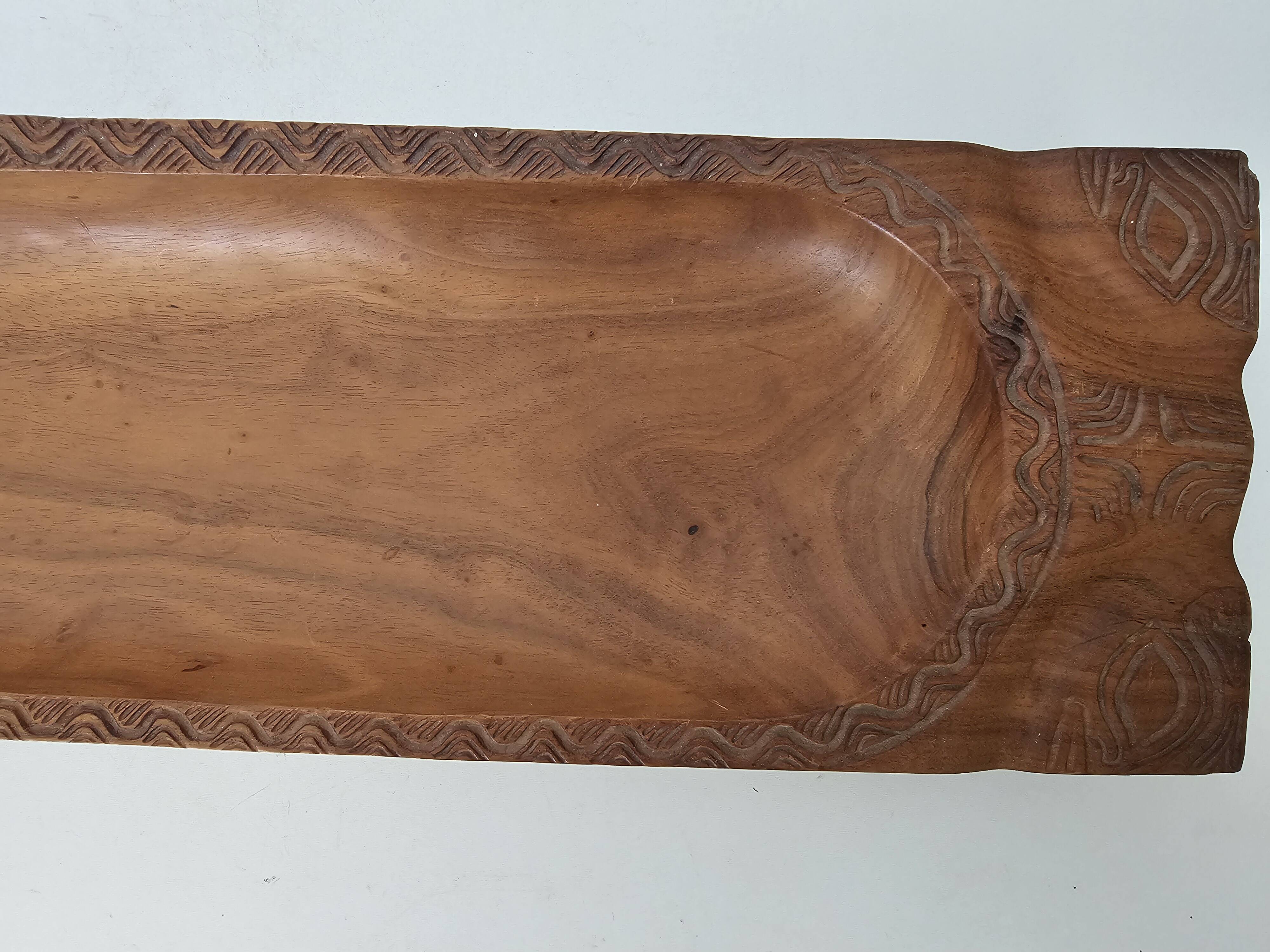 Large Umete wooden dish Miro - French Polynesia Marquesas Islands - 50s