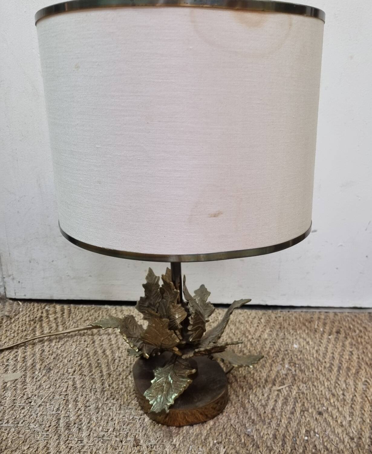table lamp, bronze foliage Circa 1960