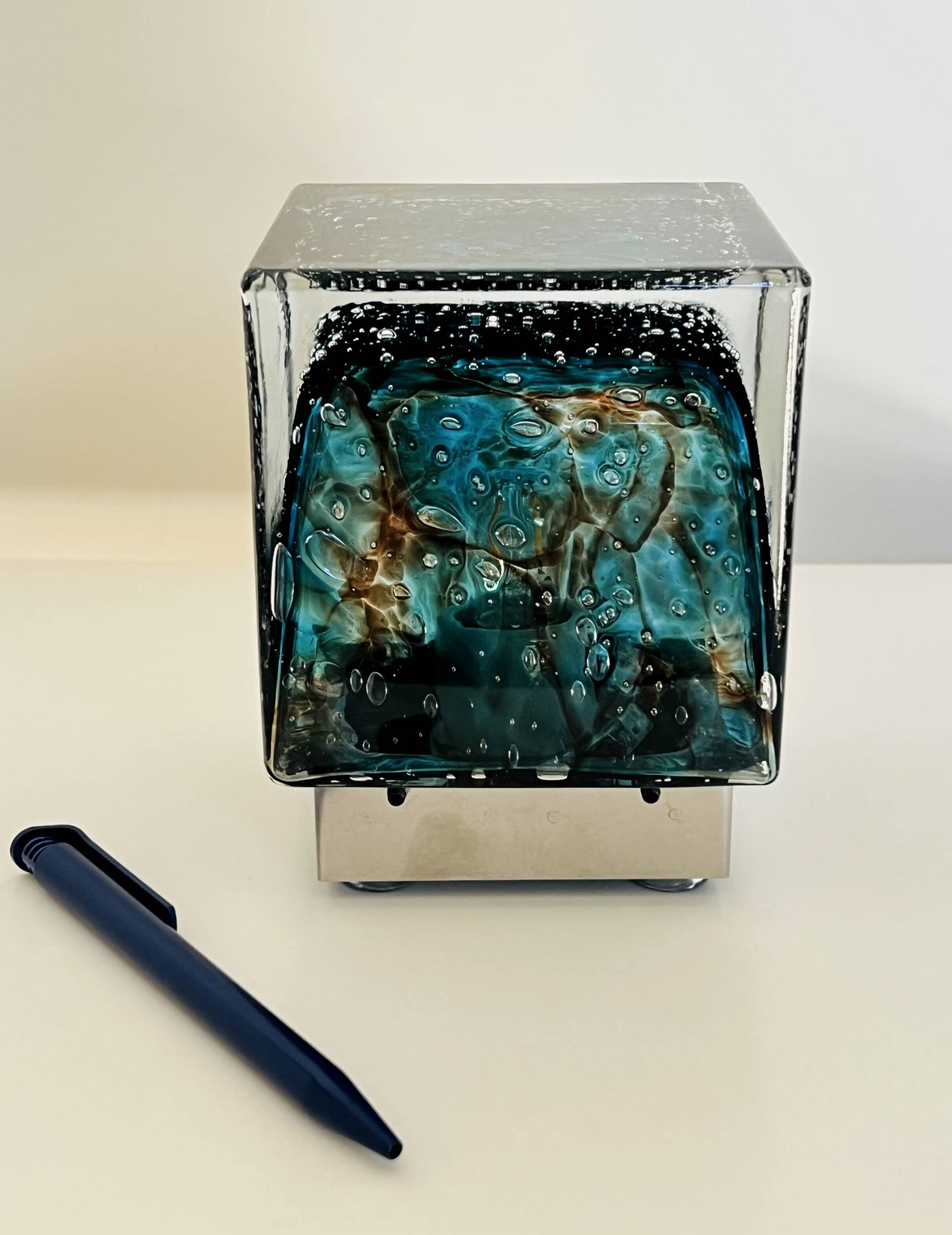 Cubical glass table lamp from Murano by Limburg, Germany, 1970s.